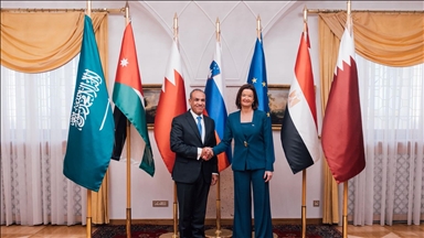 مصر: لن نسمح بتقسيم غزة وإسرائيل تعرقل سفر الفلسطينيين عبر رفح