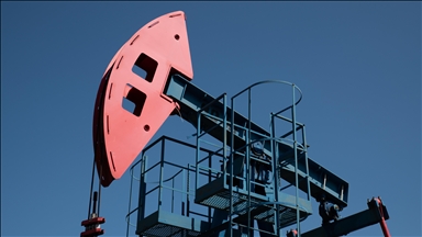 US sanctions entities, vessels linked to Iranian oil trade