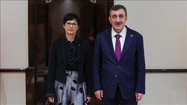 Cumhurbaşkanı Yardımcısı Yılmaz, AB Komisyonunun Genişlemeden Sorumlu Üyesi Kos'u kabul etti