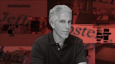 Epstein'in diplomasız çalıştığı okulun eski müdürü ile eski ABD Adalet Bakanı'nın baba-oğul bağı tartışma konusu