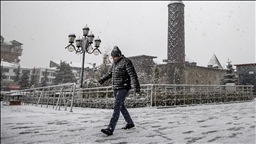 Hafta sonu yurdun batısı yağmurlu, doğusu kar yağışlı geçecek