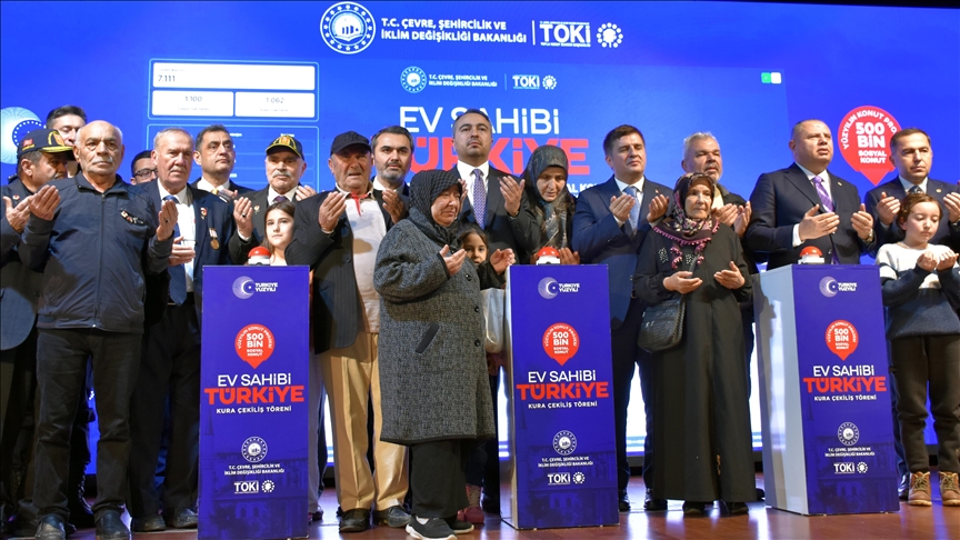 "Yüzyılın Konut Projesi" kapsamında Kırıkkale'de yapılacak konutların kurası çekildi