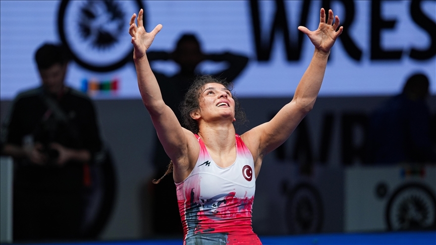 Milli güreşçi Nesrin Baş, Zagreb Açık'ta gümüş madalya aldı