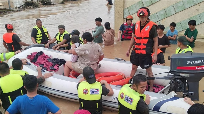 Typhoon Penha kills 12, displaces thousands in Philippines
