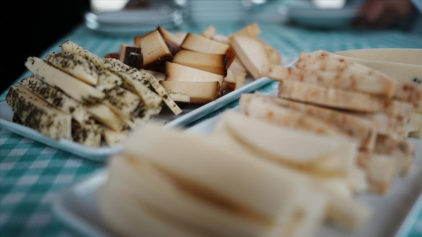 Bigalı kadınlar kadim tariflerle peyniri markaya dönüştürdü