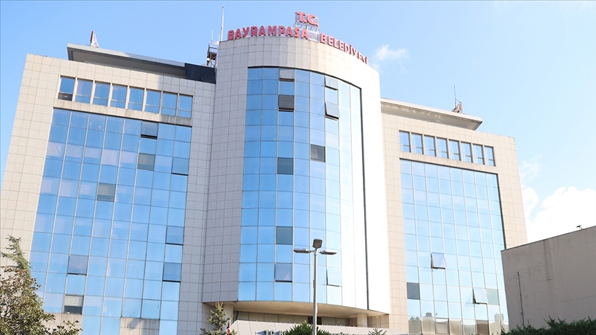 Bayrampaşa Belediyesine yönelik soruşturmada, Hasan Mutlu'nun bazı işler karşılığında rüşvet aldığı iddiası