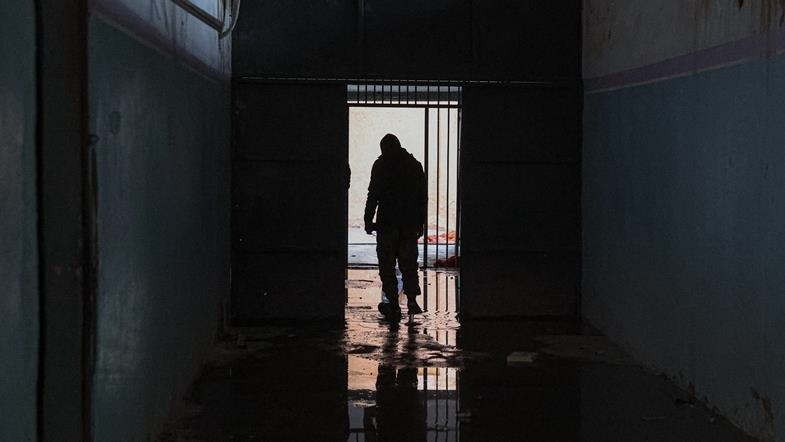 Irak: 2 250 détenus de Daech transférés depuis la Syrie