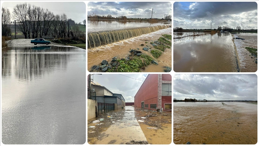 Uşak'ta derenin taşması sonucu tarım arazilerini ve iş yerlerini su bastı