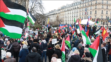 Manifestation à Paris contre les guerres, le racisme et l’oppression