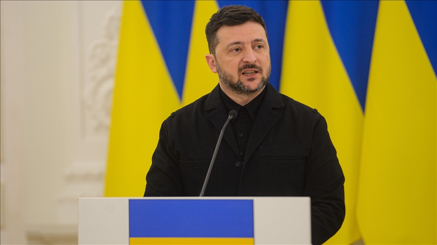 Zelensky évoque l’accélération de la défense aérienne et des livraisons d’avions avec la ministre française des Armées