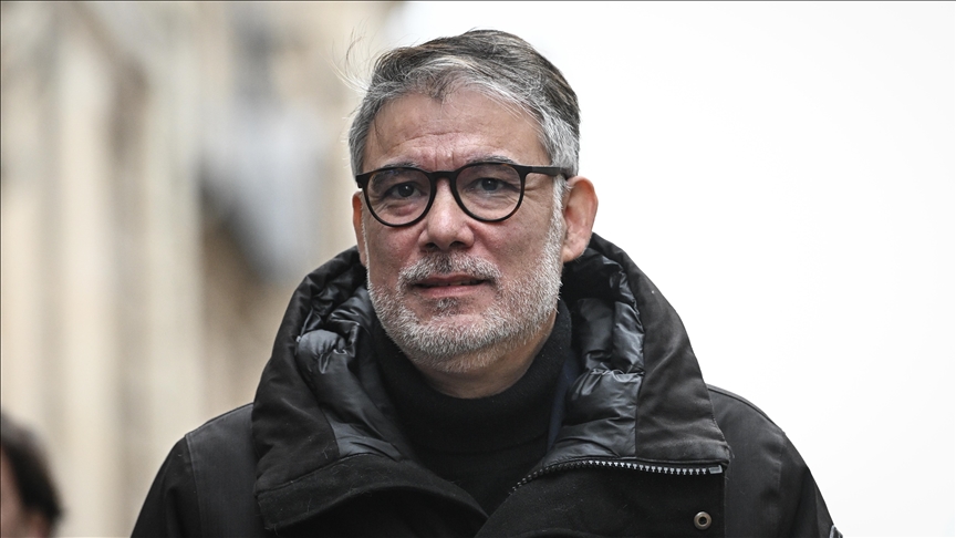 France : Olivier Faure conteste le classement de LFI à l’extrême gauche