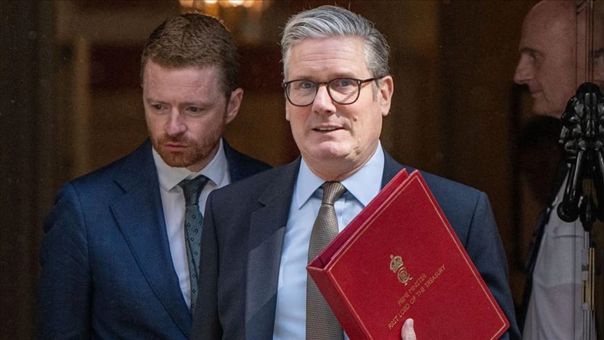 قضية إبستين.. استقالة مدير مكتب رئيس وزراء بريطانيا