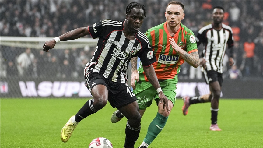Beşiktaş ile Corendon Alanyaspor berabere kaldı