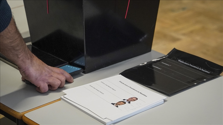 Portekiz'de sandık çıkış anketine göre sosyalist Antonio Jose Seguro cumhurbaşkanı seçildi