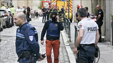  France : cinq jeunes interpellés près de Lyon après l’enlèvement d’une magistrate grenobloise et de sa mère