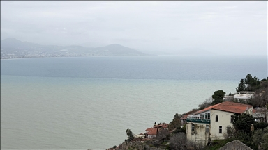 Alanya'da sağanak sonrası denizin rengi değişti