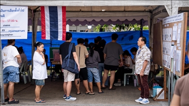 Thaïlande : les électeurs appelés aux urnes pour élire le Parlement et réviser la Constitution