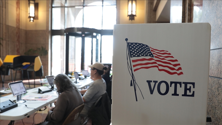 ABD'de mahkeme, Demokratların North Carolina'da erken oy kullanma merkezleri açılması talebini reddetti