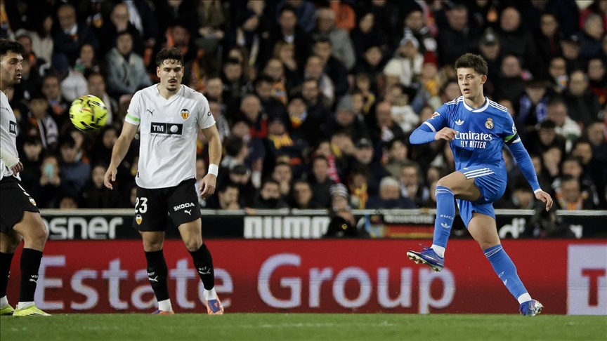 قدم.. ريال مدريد يفوز على فالنسيا ويواصل ملاحقة برشلونة