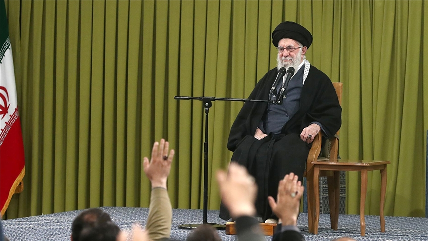 خامنئي: العدو يتوق لإيران ما قبل الثورة ويجب تحطيم آماله