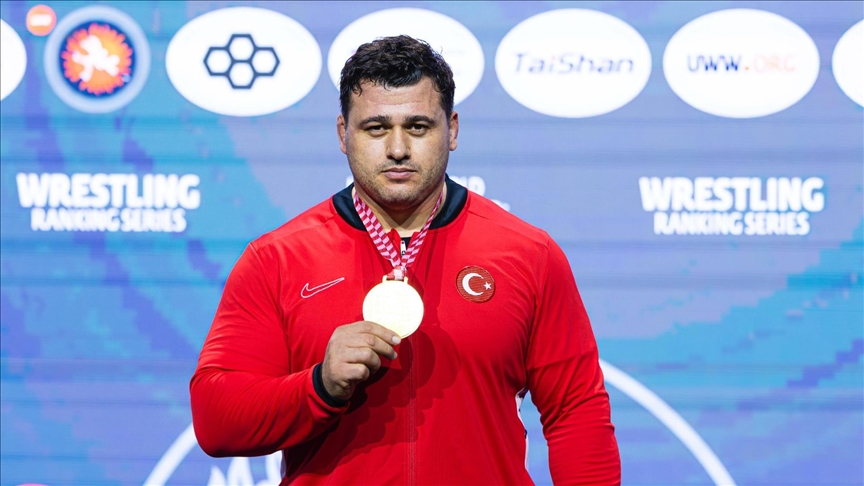 مصارعة.. التركي قايا ألب يتوج بذهبية بطولة زغرب المفتوحة