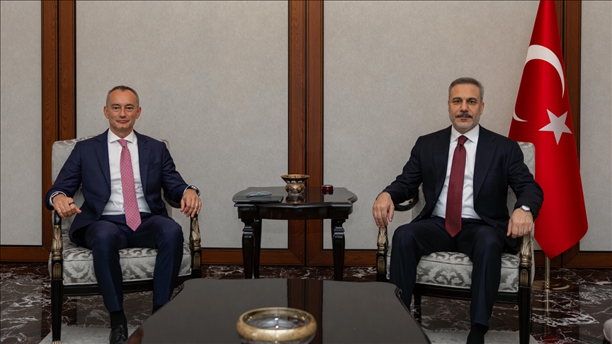 Турскиот министер за надворешни работи се сретна со високиот претставник за Газа