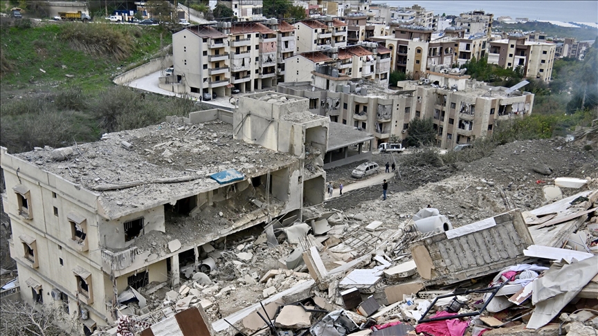 مقتل 3 لبنانيين بينهم طفل بالغارة الإسرائيلية في الجنوب