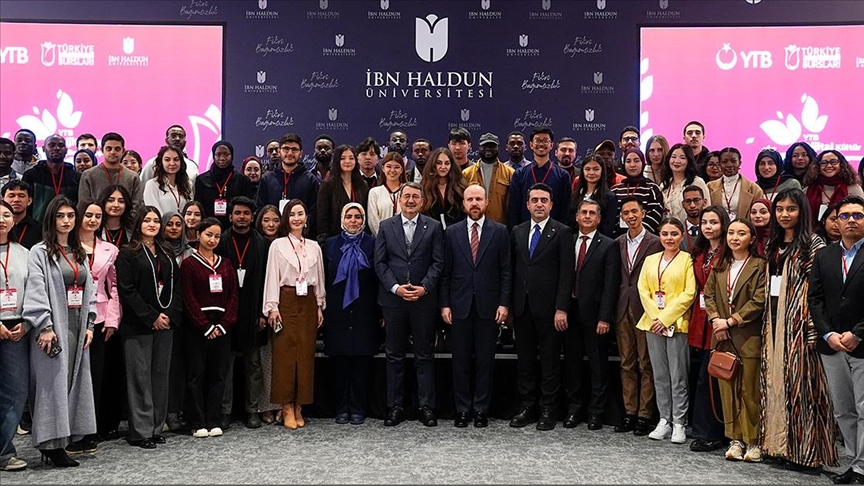 İstanbul'da "Türkiye'nin Uluslararası Eğitim Vizyonu" paneli düzenlendi