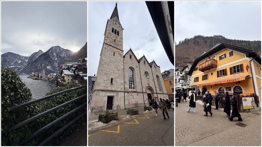  Халштат во подножјето на Алпите привлекува внимание со историската архитектура и природните убавини