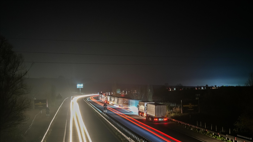 Armored cash transport targeted in robbery attempt on Italian highway