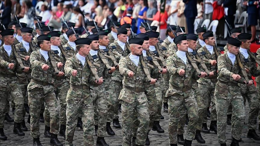 Belgijska vojna obavještajna služba istražuje potencijalno kinesko preuzimanje helikopterske kompanije