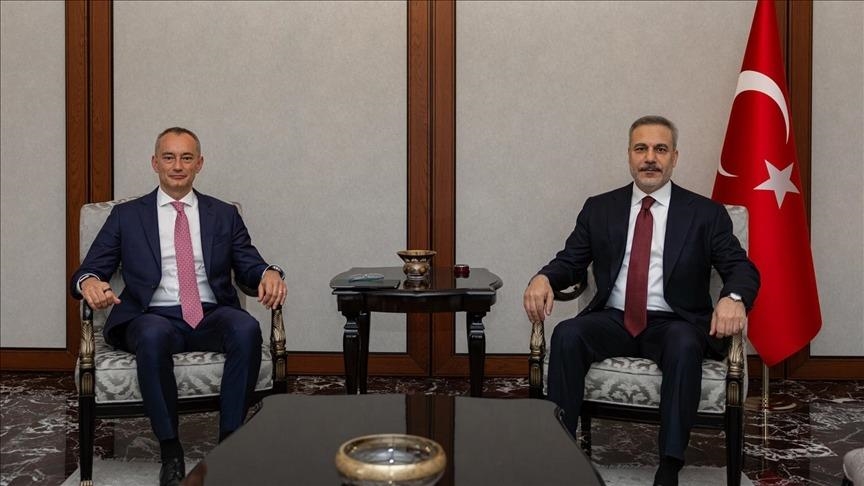 Хакан Фидан принял высокого представителя Совета мира по Газе