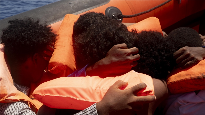 Naufrage au large de la Libye : au moins 53 migrants dont deux bébés, morts ou disparus, selon l’OIM