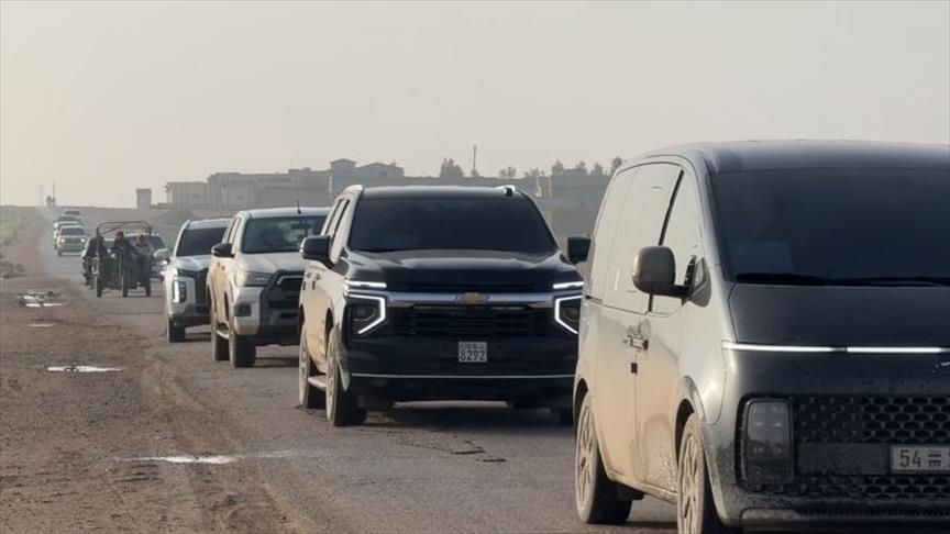 Peywirdarên Şîrketa Petrola Sûriyeyê li qadên petrolê yên Rimêlan û Siwêdiyeyê yên li Hesekeyê vekolîn pêk anîn