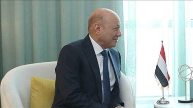 Yemen’s new government sworn in before presidential council chief in Riyadh