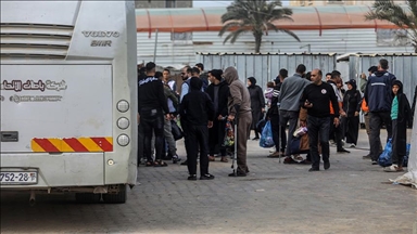 الهلال الأحمر: إجلاء 40 فلسطينيا عبر رفح وسط قيود إسرائيلية