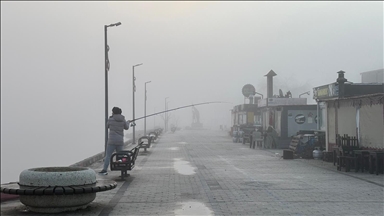 Yurdun çeşitli illerinde sis hakim oldu