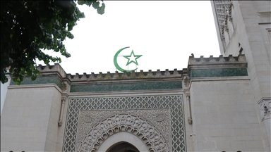 Publication d’un guide de la Grande mosquée de Paris sur la place des musulmans en Occident