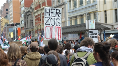 Avustralya'da binlerce kişi, İsrail Cumhurbaşkanı Herzog'un ziyaretini protesto etti