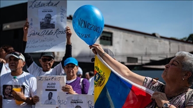 Venezuela liron të paktën 35 të burgosur politikë, përfshirë figura të opozitës
