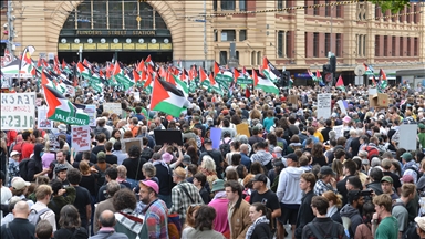 Mass protests erupt over Israeli president's Australia visit with demands of accountability over Gaza
