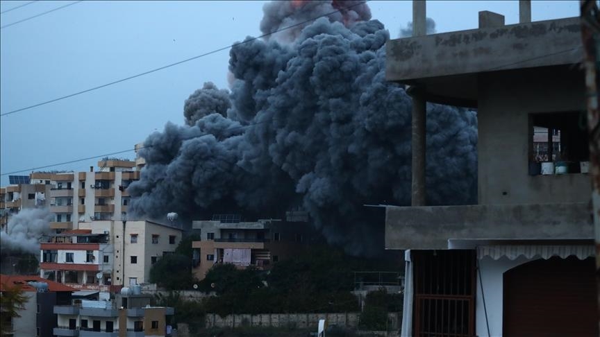 Israeli attacks kill 5 Palestinians in Gaza despite ceasefire