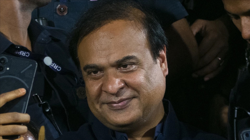 Hindistan'ın Assam Eyaleti Başbakanı'nın Müslümanları hedef alan paylaşımı tartışmalara yol açtı