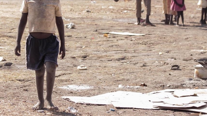 لجنة سودانية: مصرع طفل وتضرر 1500 أسرة إثر حريق بمخيم نازحين