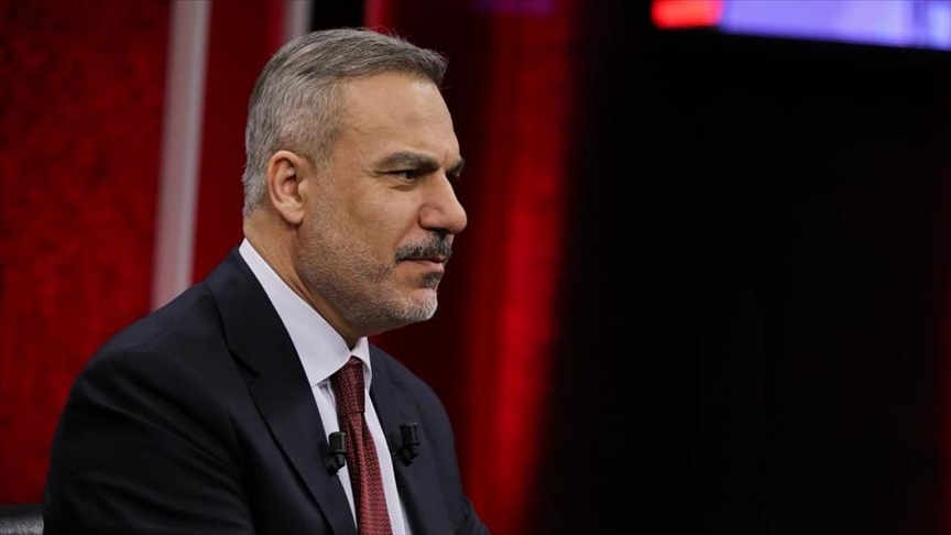 Глава МИД Турции: У иранцев нет атомных бомб