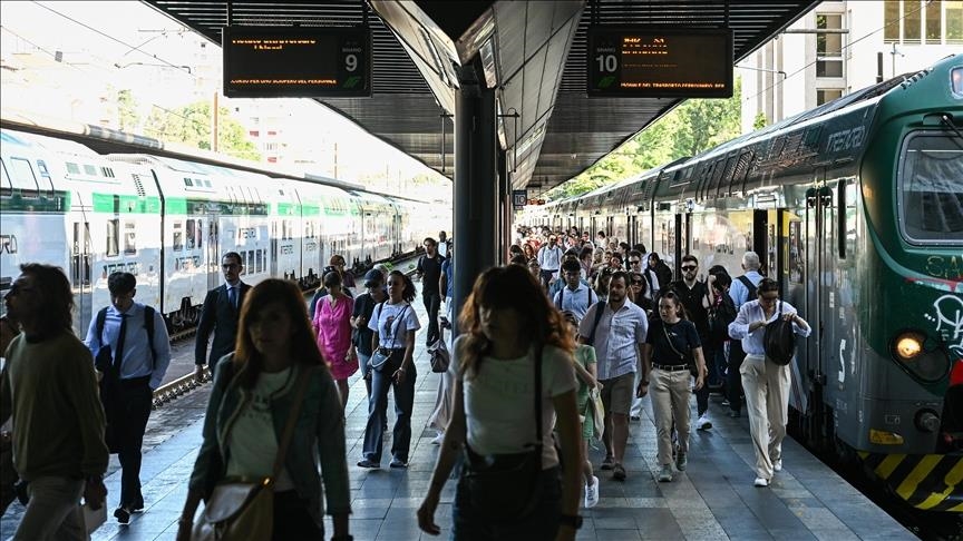 Anarchist group claims responsibility for rail sabotage attempts in Italy