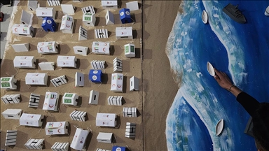 Filistinli gençler, İsrail'in Gazze'de oluşturduğu yıkımı maketlerle canlandırıyor