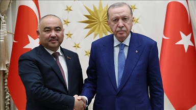أردوغان يستقبل رئيس البرلمان القرغيزي
