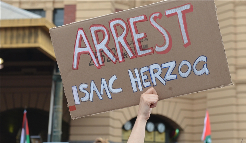 Hundreds protest outside Australia’s parliament against Israeli president’s visit