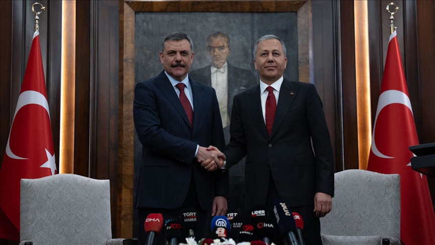 İçişleri Bakanlığında devir teslim töreni yapıldı